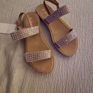 Elegant Tan Sandals with Sparkling Straps